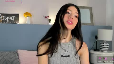 cheryelfox online show from September 2025 08:33:02 PM