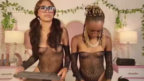Snapshot of cherylandtoni chatting on July 2026 05:54:02 AM CherylandToni online show from July 2026 05:54:02 AM