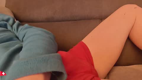 Grey online show from December 2025 07:12:02 PM