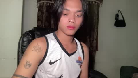 Snapshot of chichay_addams chatting on May 2026 05:18:02 PM Addams online show from May 2026 05:18:02 PM