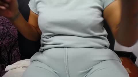 Chikys   online show from November 2025 02:39:02 PM