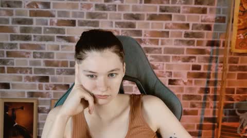 Bella online show from December 2025 09:04:01 AM