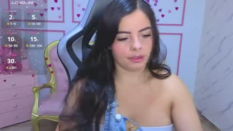 Kelly online show from July 2026 12:44:02 PM