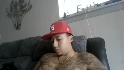 Snapshot of chino880172 chatting on January 2025 07:38:01 PM CHINO online show from January 2025 07:38:01 PM