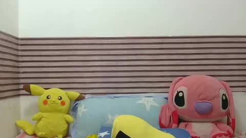 chixxx69335558 online show from April 2026 11:30:02 PM