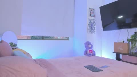 CHLOE online show from February 2026 10:52:02 PM