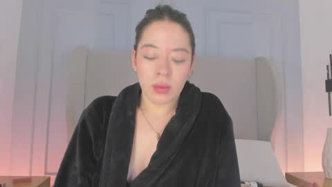 Chloe online show from May 2026 06:09:01 PM