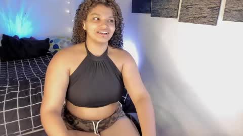 chloe_kisses online show from April 2026 11:34:01 AM
