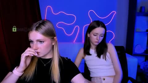 chloe_ley online show from June 2026 07:38:02 PM