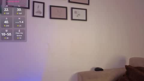 chloe online show from February 2026 02:37:02 PM