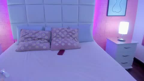 cloe online show from June 2026 04:28:01 AM