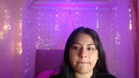 chloe_smith5 online show from October 2025 01:08:02 PM