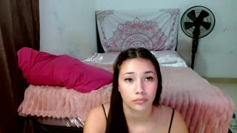 chloe_xsex online show from June 2026 01:55:01 AM
