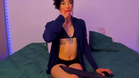 Snapshot of chloeaddamss chatting on June 2026 11:27:02 PM 3 online show from June 2026 11:27:02 PM