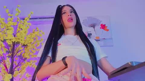 Snapshot of chloebigcockxx chatting on October 2025 11:52:02 PM Im Chloe    independent account      online show from October 2025 11:52:02 PM