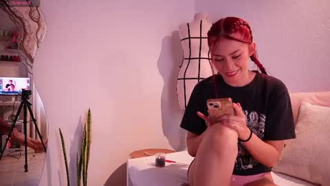 Snapshot of chloebritto chatting on June 2026 04:46:01 PM cloe online show from June 2026 04:46:01 PM