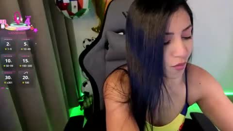 Snapshot of chloebum_ chatting on June 2026 10:57:02 AM Chloe online show from June 2026 10:57:02 AM