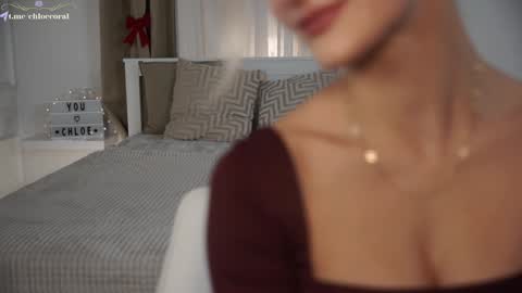 Snapshot of chloecoral chatting on December 2024 08:00:01 PM ChloeCoral online show from December 2024 08:00:01 PM