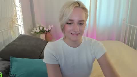 Chloe Deccker online show from July 2026 01:05:02 AM