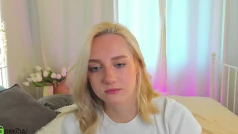 Chloe Deccker online show from July 2026 01:01:02 AM