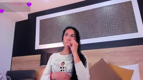 Chloe  online show from March 2026 12:32:01 PM