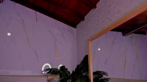 Snapshot of chloeemonroee_ chatting on November 2025 12:23:02 PM Chloee online show from November 2025 12:23:02 PM