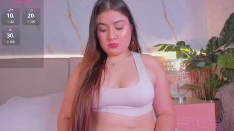 Snapshot of chloeemonroee_ chatting on November 2025 02:10:01 PM Chloee online show from November 2025 02:10:01 PM