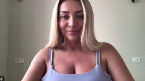 Chloe online show from June 2026 06:40:02 AM