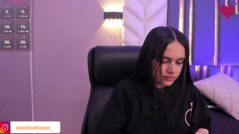 Snapshot of chloeharper_ chatting on July 2026 12:40:01 PM Chloe Harper online show from July 2026 12:40:01 PM