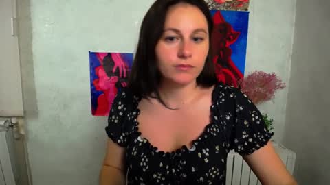 Chloe online show from October 2025 02:39:02 PM