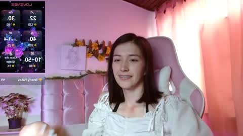 Chloe online show from February 2025 04:24:02 PM