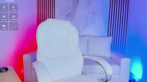 Chloe  online show from December 2025 03:51:02 PM