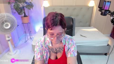 Snapshot of chloerossee chatting on January 2025 02:38:01 AM Chloe rosse online show from January 2025 02:38:01 AM
