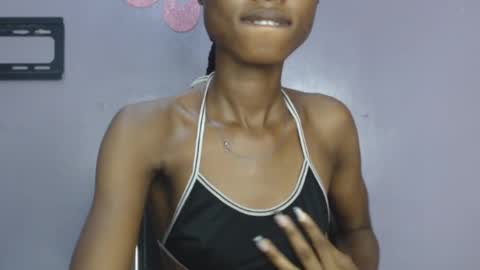 Snapshot of choco_petitqueen chatting on January 2025 06:16:01 PM choco_petitqueen online show from January 2025 06:16:01 PM