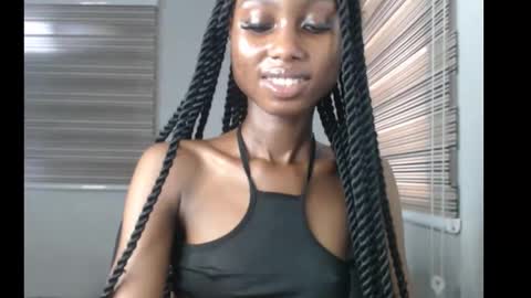 choco_petitqueen online show from November 2025 08:37:01 AM