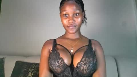 Snapshot of chocolate_divaa chatting on August 2026 10:17:01 AM chocolate_divaa online show from August 2026 10:17:01 AM