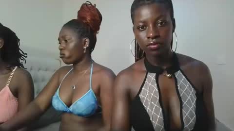 Snapshot of chocolate_iva chatting on October 2025 09:32:01 AM Iva online show from October 2025 09:32:01 AM