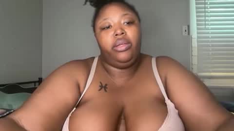 Melina online show from April 2026 06:23:01 PM