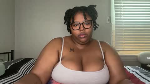 Melina online show from April 2026 05:05:02 PM