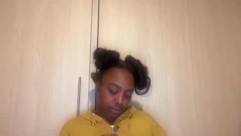 ChocolateCakeQueen online show from December 2025 02:53:02 AM