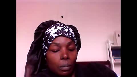 Snapshot of chocolatedrop_ chatting on September 2025 04:41:02 PM chocolatedrop_ online show from September 2025 04:41:02 PM
