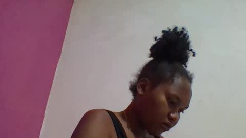 Snapshot of chololatblonde chatting on February 2026 10:26:02 AM chololatblonde online show from February 2026 10:26:02 AM