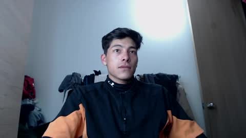 chomelo online show from June 2026 03:35:01 AM