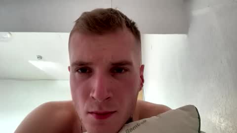 Snapshot of chosentwink chatting on February 2026 08:35:01 AM Johnny online show from February 2026 08:35:01 AM