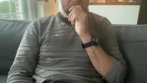 Snapshot of chris13abcd chatting on December 2025 08:01:02 AM chris13abcd online show from December 2025 08:01:02 AM