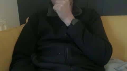 Snapshot of chris13abcd chatting on January 2026 08:41:01 AM chris13abcd online show from January 2026 08:41:01 AM