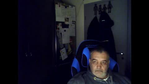 Snapshot of chris250268 chatting on September 2025 05:02:02 AM Chris online show from September 2025 05:02:02 AM