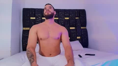 Chris B online show from November 2025 06:07:02 PM