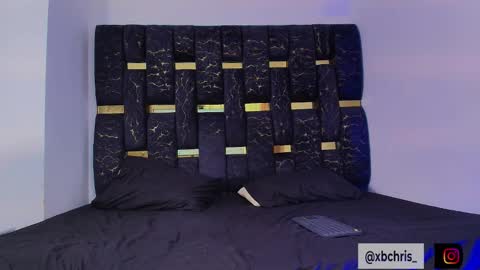 Chris B online show from December 2025 06:24:02 PM