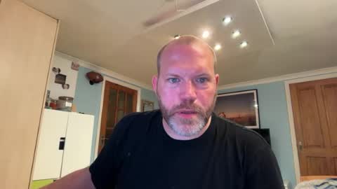 chris_buter online show from June 2026 09:08:02 PM